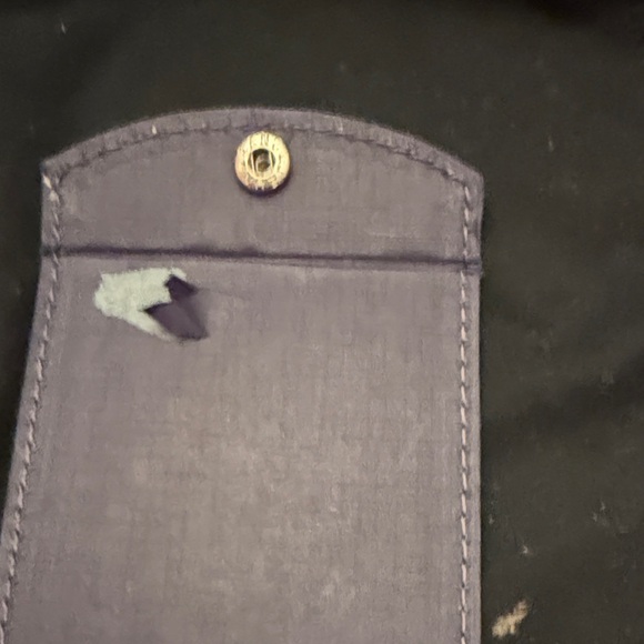 Elegant Silver Pendant Necklace - Picture 9 of 11